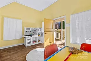 509 Chatham Ln, Bessemer City, NC 28016 - Photo 42