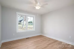 1928 Friendly Ln, Newton, NC 28658 - Photo 24