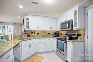 18525 Harborside Dr, Cornelius, NC 28031 - Photo 10