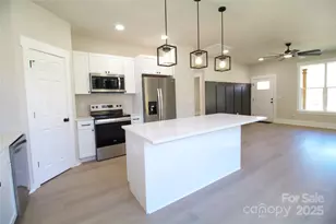 2417 Summit Ave, Kannapolis, NC 28081 - Photo 8