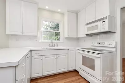 7501 Folger Drive, Charlotte, NC 28226 - Photo 10