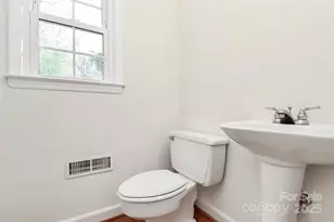 7501 Folger Dr, Charlotte, NC 28226 - Photo 12