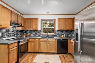 7 Wilson Creek Dr, Asheville, NC 28803 - Photo 8