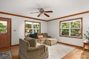 7 Wilson Creek Dr, Asheville, NC 28803 - Photo 6