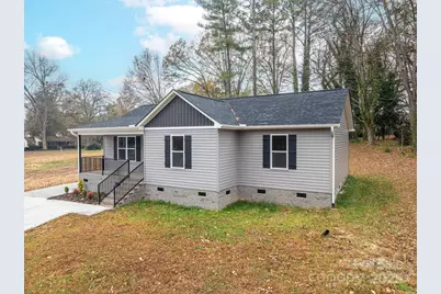 519 N State Street, Lincolnton, NC 28092 - Photo 2