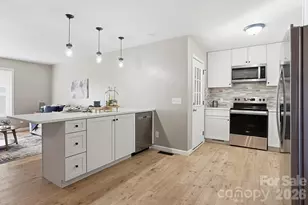 303 Ellenwood Dr, Albemarle, NC 28001 - Photo 14