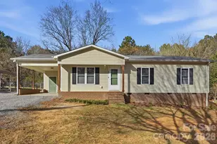 303 Ellenwood Dr, Albemarle, NC 28001 - Photo 4