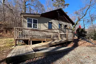 629 Vineyard Rd, Tryon, NC 28782 - Photo 2
