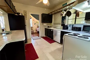 629 Vineyard Rd, Tryon, NC 28782 - Photo 16