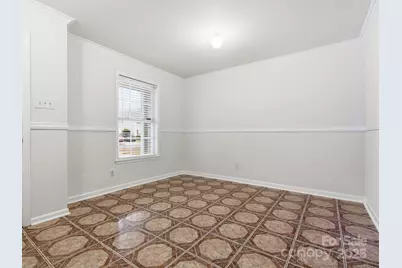 3047 Meadow Knoll Drive, Charlotte, NC 28269 - Photo 6