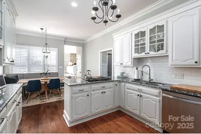 501 Maymont Drive, Cramerton, NC 28032 - Photo 8