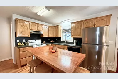 437 Deer Crossing Lane, Lenoir, NC 28645 - Photo 10