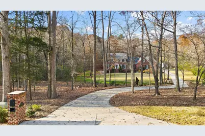 10915 Tara Oaks Drive, Charlotte, NC 28227 - Photo 2