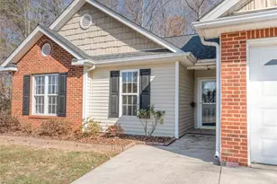 112 Dujon Ct, Mount Holly, NC 28120 - Photo 28