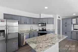 5 Concord Knoll Ln, Asheville, NC 28803 - Photo 2