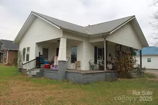 122 Dillashaw Dr, Forest City, NC 28043 - Photo 12