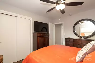 3801 Sudbury Road, Charlotte, NC 28205 - Photo 20