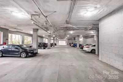 1000 E Woodlawn Road #217, Charlotte, NC 28209 - Photo 18