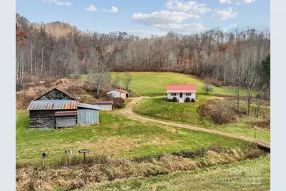 456 Windy Gap Road, Mars Hill, NC 28754 - Photo 2