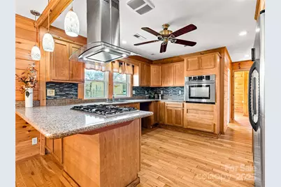 82 Morgan Street, Canton, NC 28716 - Photo 16