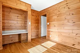 82 Morgan St, Canton, NC 28716 - Photo 26