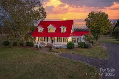 1260 Beaver Island Trail Road, Walnut Cove, NC 27052 - Photo 4