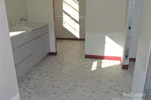 126 W Court St, Rutherfordton, NC 28139 - Photo 2