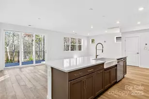 520 Zinc Dr, Tega Cay, SC 29708 - Photo 4