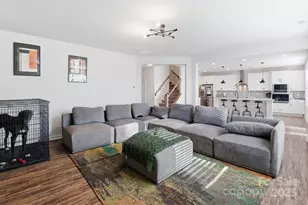 8220 Hudson Forest Dr, Charlotte, NC 28269 - Photo 12