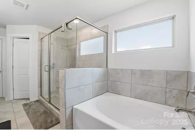 8220 Hudson Forest Drive, Charlotte, NC 28269 - Photo 20