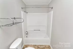 8911 Reames Rd, Charlotte, NC 28216 - Photo 24