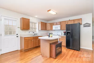 1820 Cline Place, Lenoir, NC 28645 - Photo 6