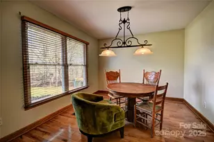 119 Pleasant Hill Cir, Waynesville, NC 28786 - Photo 12