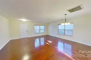 9029 Seamill Rd, Charlotte, NC 28278 - Photo 2