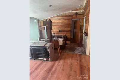 2503 Messer Street, Valdese, NC 28690 - Photo 2