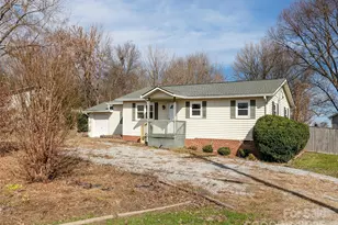 5057 Howard Gap Rd, Flat Rock, NC 28731 - Photo 1