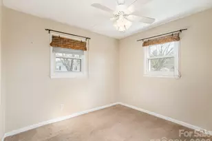 5057 Howard Gap Rd, Flat Rock, NC 28731 - Photo 14