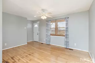 5057 Howard Gap Rd, Flat Rock, NC 28731 - Photo 4