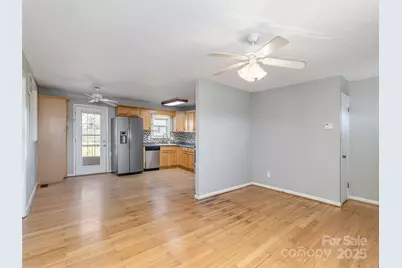 5057 Howard Gap Road, Flat Rock, NC 28731 - Photo 4