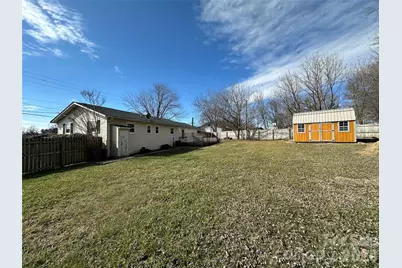 5057 Howard Gap Road, Flat Rock, NC 28731 - Photo 24