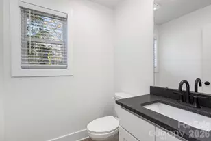 208 James St, Kannapolis, NC 28083 - Photo 10