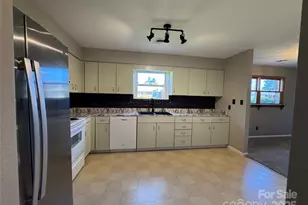 41 Transou St, Sparta, NC 28675 - Photo 6