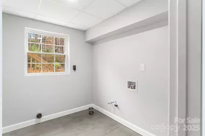 2210 24th Street Circle NE, Hickory, NC 28601 - Photo 28