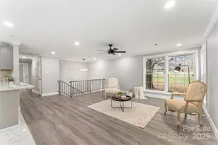 2210 24th St Cir NE, Hickory, NC 28601 - Photo 12