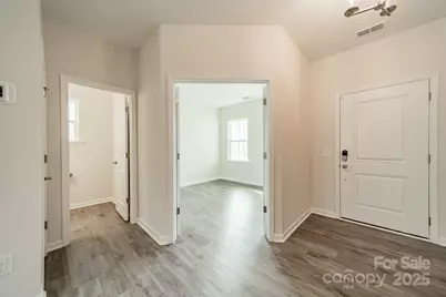 6012 Chumbley Point Road, Charlotte, NC 28215 - Photo 4