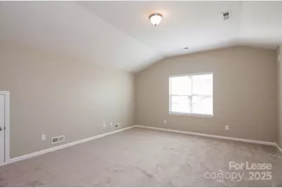 10209 Fairbourne Court, Charlotte, NC 28269 - Photo 12