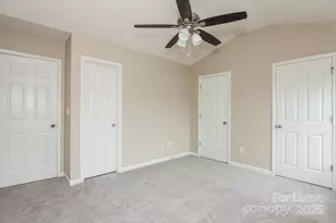 6138 Sid Crane Dr, Charlotte, NC 28216 - Photo 8