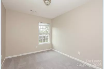 6138 Sid Crane Drive, Charlotte, NC 28216 - Photo 10