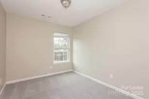 6138 Sid Crane Dr, Charlotte, NC 28216 - Photo 10