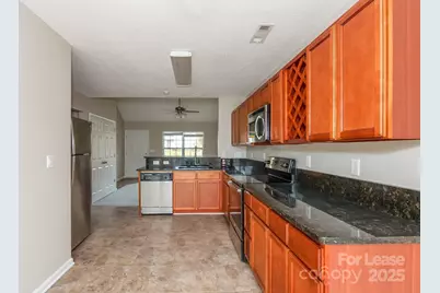 6138 Sid Crane Drive, Charlotte, NC 28216 - Photo 6